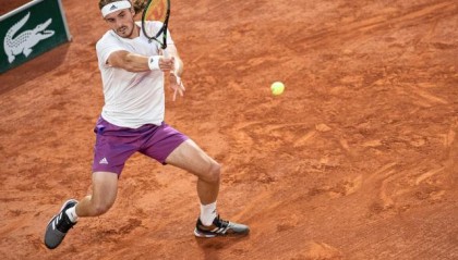 海洋之神·hy590官网-西西帕斯完胜梅德维德夫 连续三个大满贯进四强